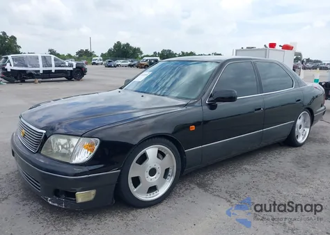 1997 Toyota Celsior from USA, damaged, VIN UCF200115187